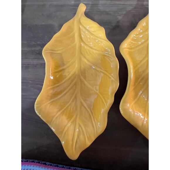 Vintage California Pottery Leaf Dish – CALIF. USA 48 Yellow Ceramic Fall Decor - Picture 7 of 12